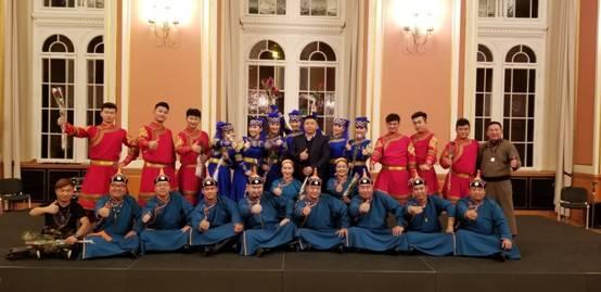说明: “一带一路上的乌兰牧骑”德国上演“欢乐春节”