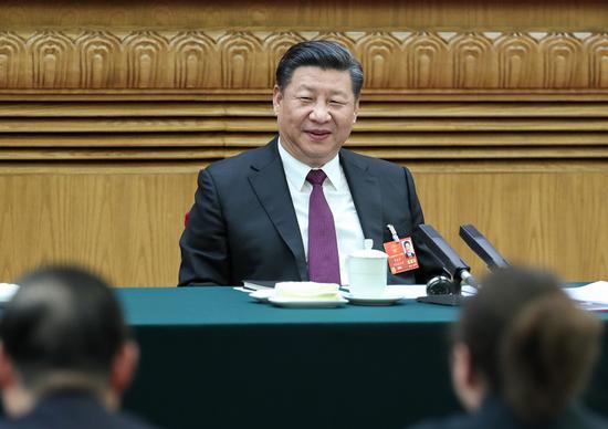 说明: 总书记细致关怀“小乡村”里的“大民生”